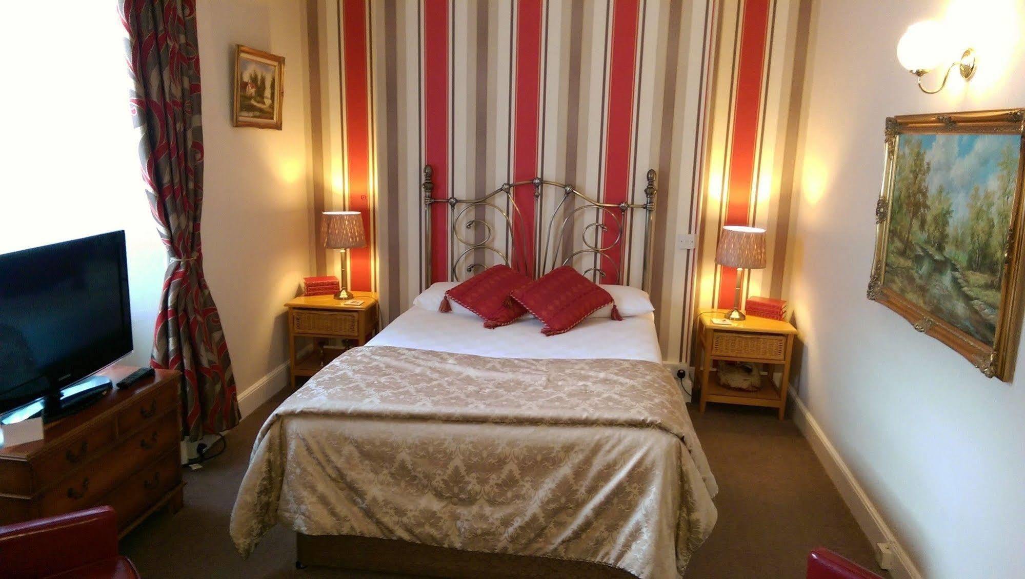 The Globe Inn Chagford Luaran gambar