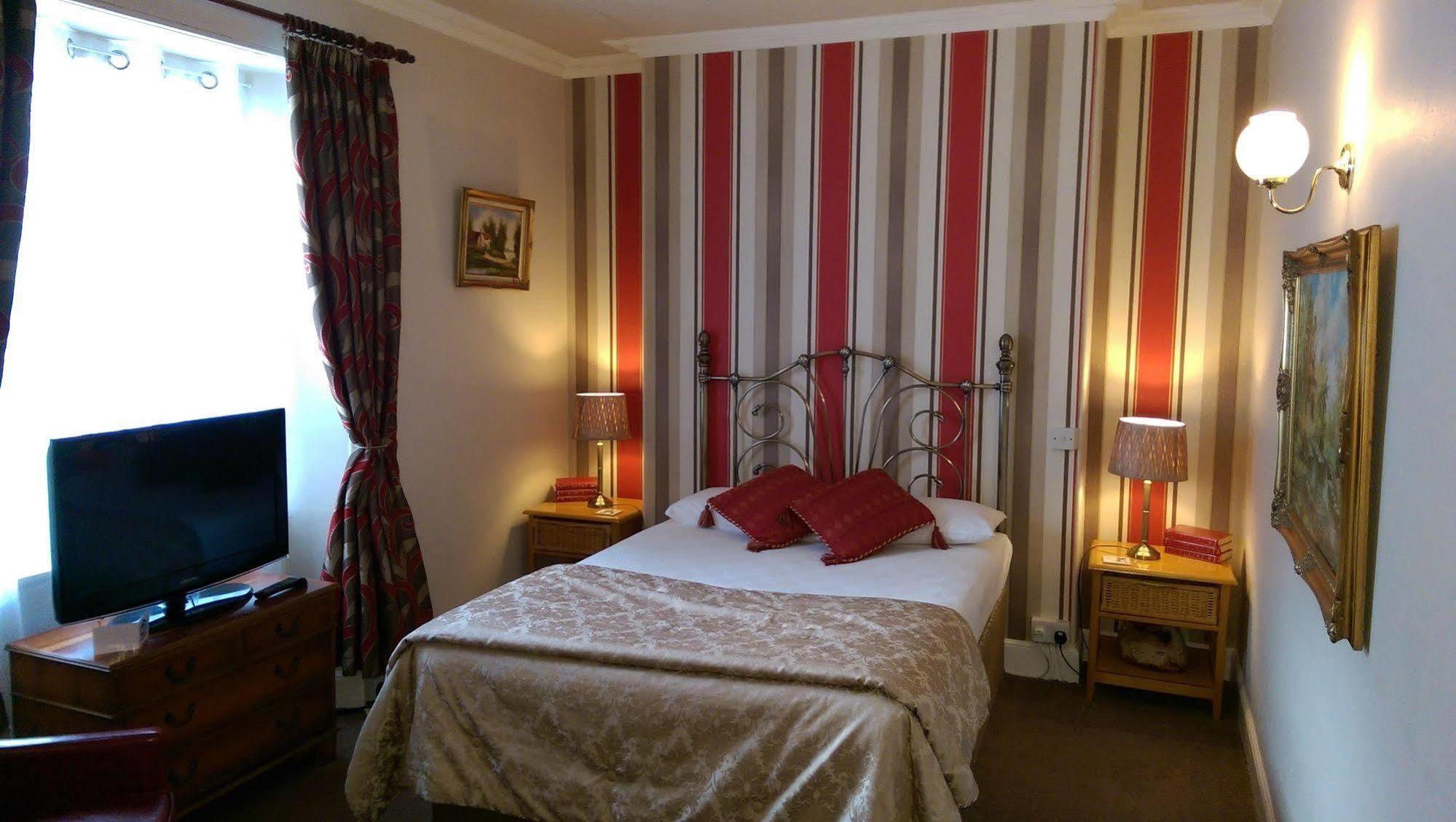The Globe Inn Chagford Luaran gambar